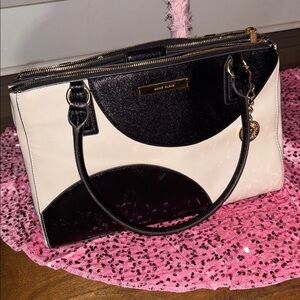 ANNE KLEIN Purse Black  with Black & White Polka Dot interior like new